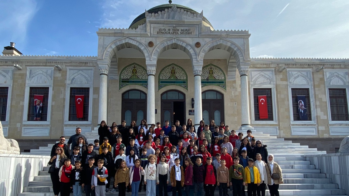 Atatürk Ortaokulu Başkentte.